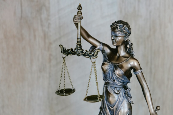 Unterstützung bei Rechtsstreitigkeiten